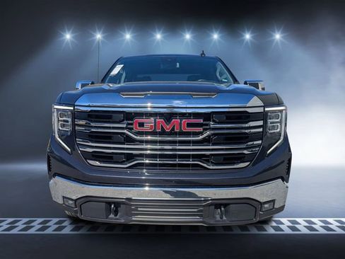 Used 2025 GMC Sierra 1500 SLT image 9