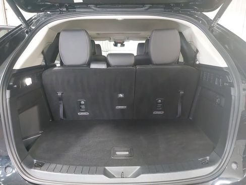 Used 2024 MAZDA CX-90 3.3 Turbo w/ Preferred Plus AWD/4WD image 13