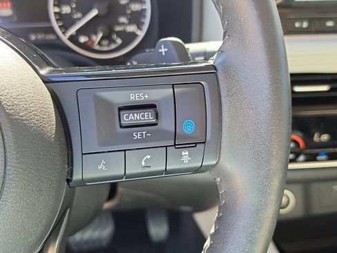Certified 2023 Nissan Rogue SL w/ SL Premium Package AWD/4WD image 32