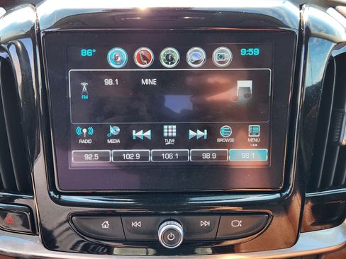 Used 2019 Chevrolet Traverse High Country AWD/4WD image 11
