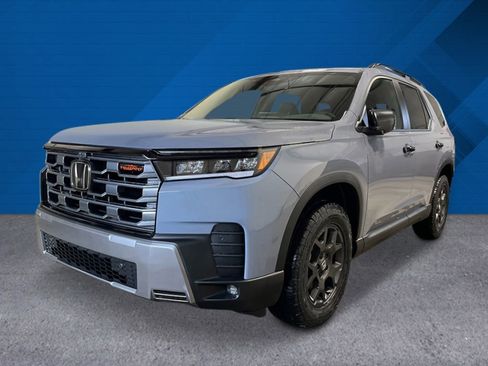 New 2026 Honda Pilot TrailSport image 8