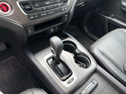 Used 2019 Honda Ridgeline RTL image 24