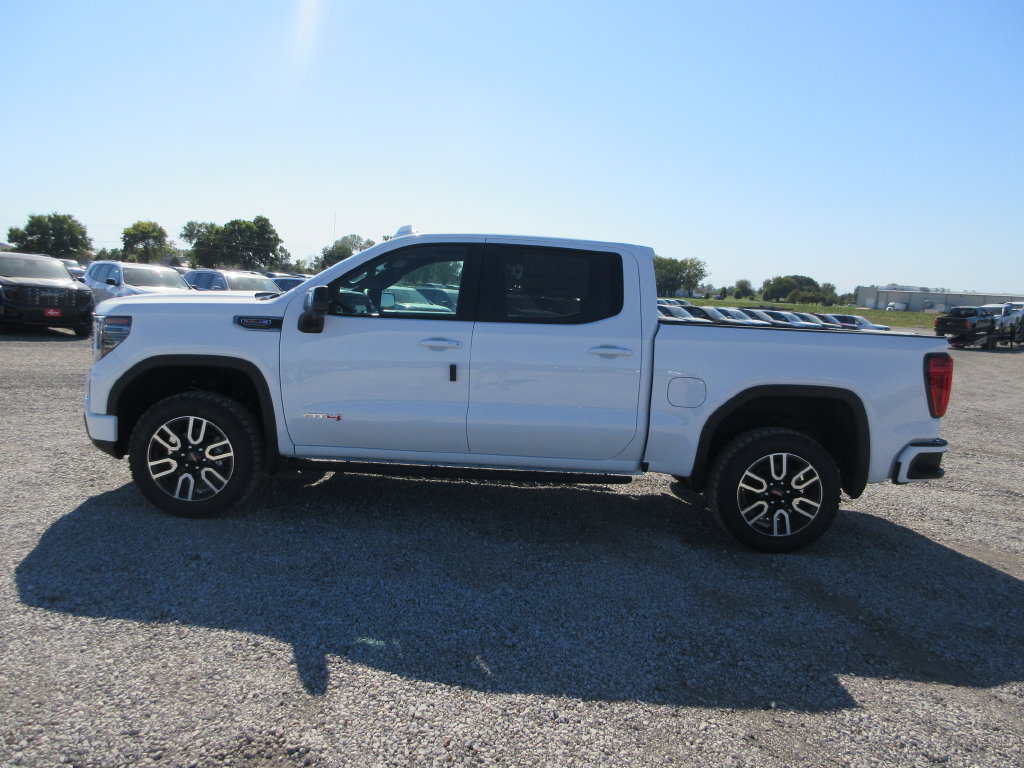 New 2026 GMC Sierra 1500 AT4 w/ AT4 Premium Package AWD/4WD image 11