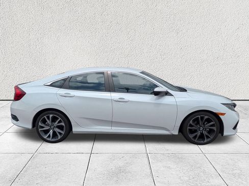 Used 2021 Honda Civic Sport image 2