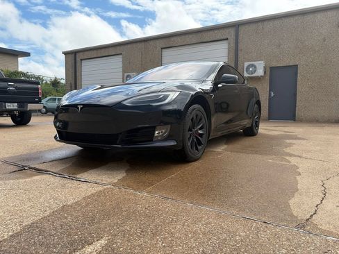 Used 2018 Tesla Model S 75D AWD/4WD image 2