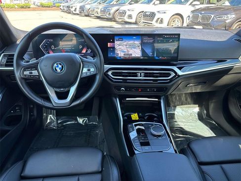 Used 2024 BMW 330e xDrive 330e xDrive image 12