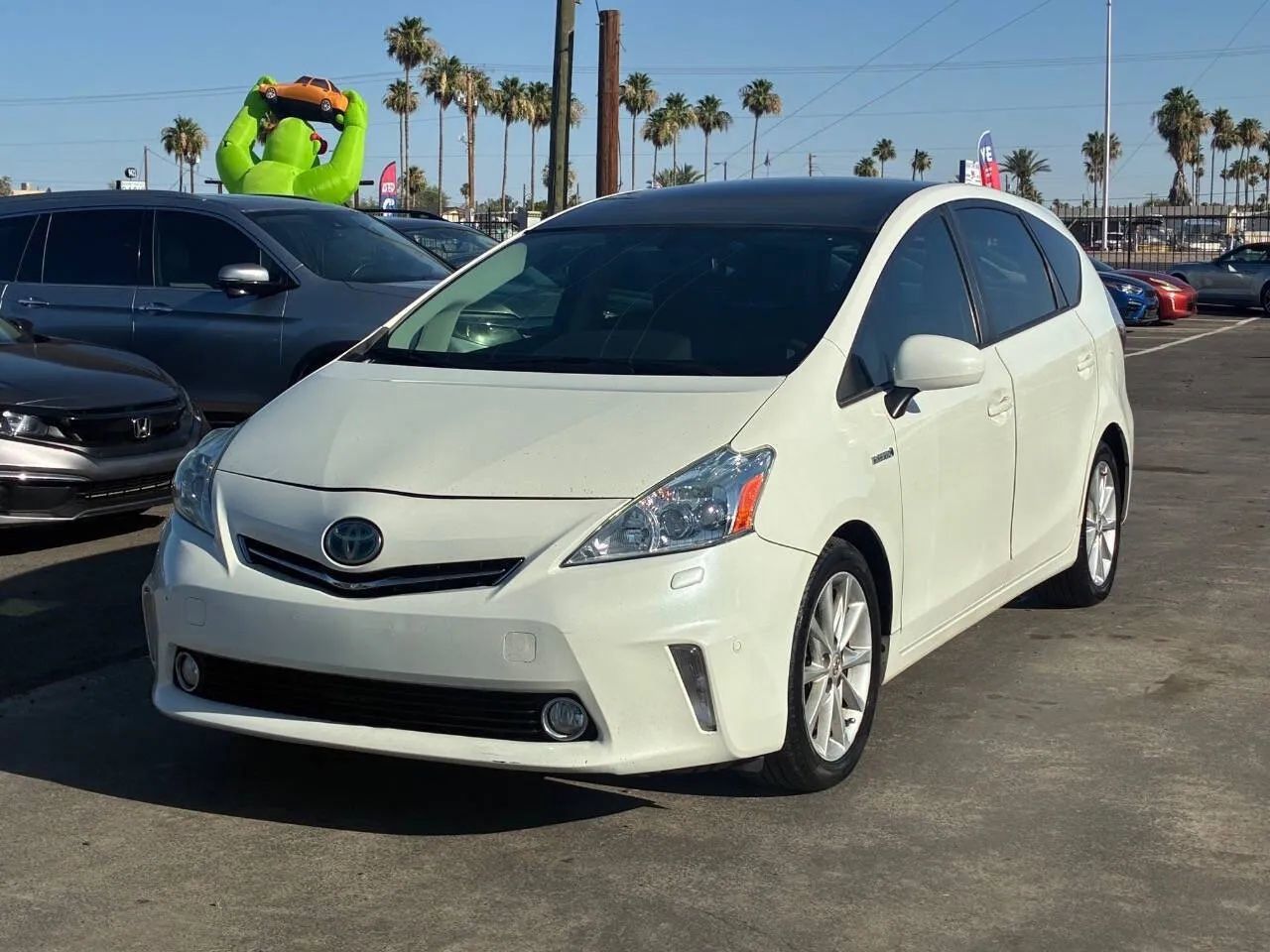 Used 2012 Toyota Prius V Five FWD image 1