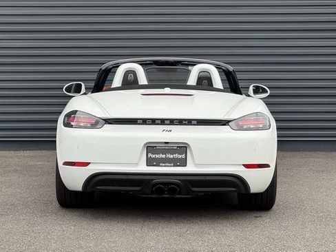 Used 2024 Porsche 718 Boxster RWD image 6