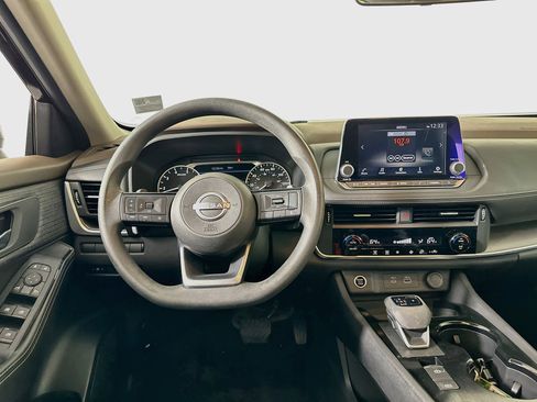Used 2023 Nissan Rogue SV FWD image 17