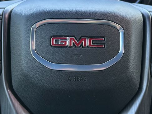 Used 2024 GMC Sierra 2500 AT4 w/ AT4 Premium Plus Package AWD/4WD image 30