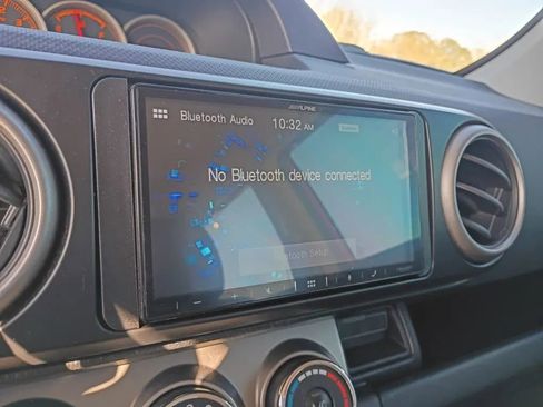 Used 2014 Scion xB image 11