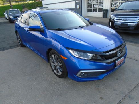 Used 2020 Honda Civic EX image 8