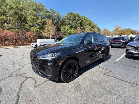 New 2026 Lincoln Aviator Reserve w/ Luxury Package image 3