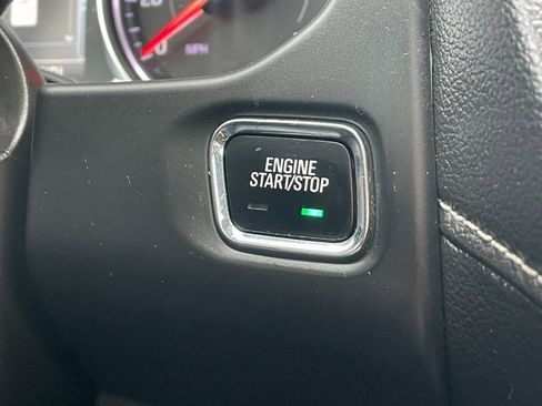 Used 2019 GMC Acadia SLT image 20