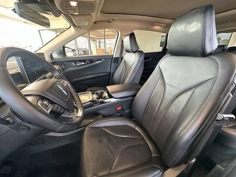 Used 2023 Lincoln Nautilus Reserve w/ Monochromatic Package AWD/4WD image 18