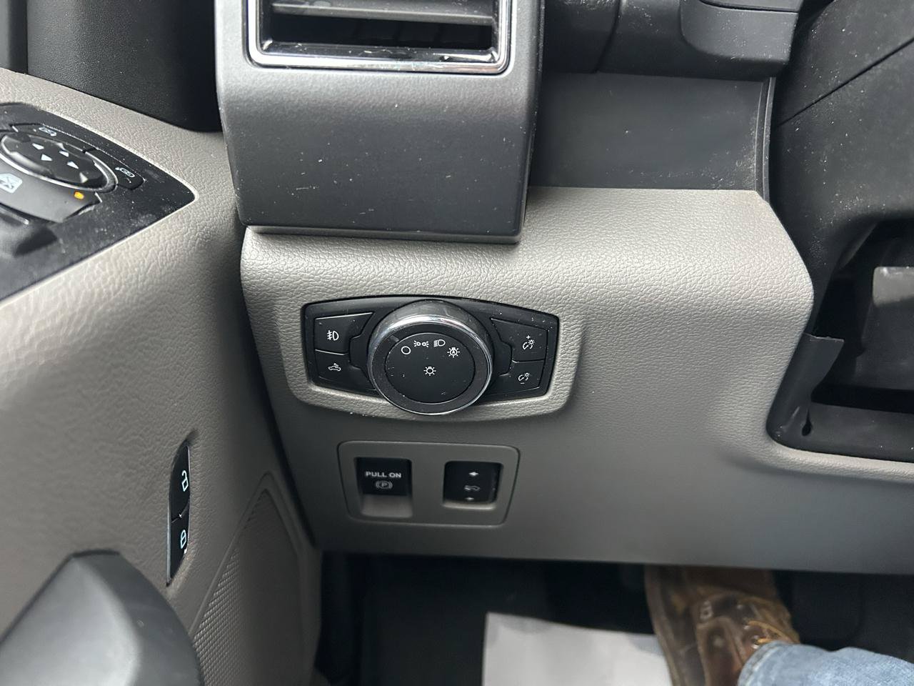 Used 2018 Ford F150 XLT w/ Equipment Group 301A Mid AWD/4WD image 25