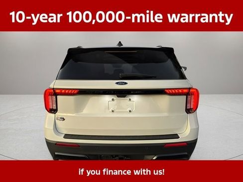 Used 2025 Ford Explorer ST-Line w/ Premium Package RWD image 6