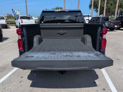 Used 2021 Chevrolet Silverado 1500 LT w/ Bed Protection Package RWD image 13