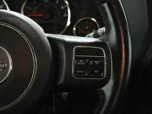Used 2018 Jeep Wrangler Unlimited Sport S AWD/4WD image 22
