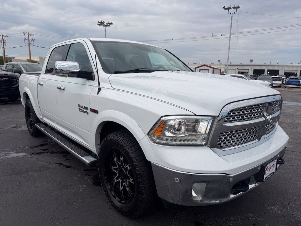 Used 2015 RAM 1500 Laramie w/ Convenience Group AWD/4WD image 5