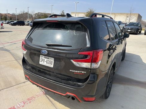 Used 2023 Subaru Forester Sport image 3