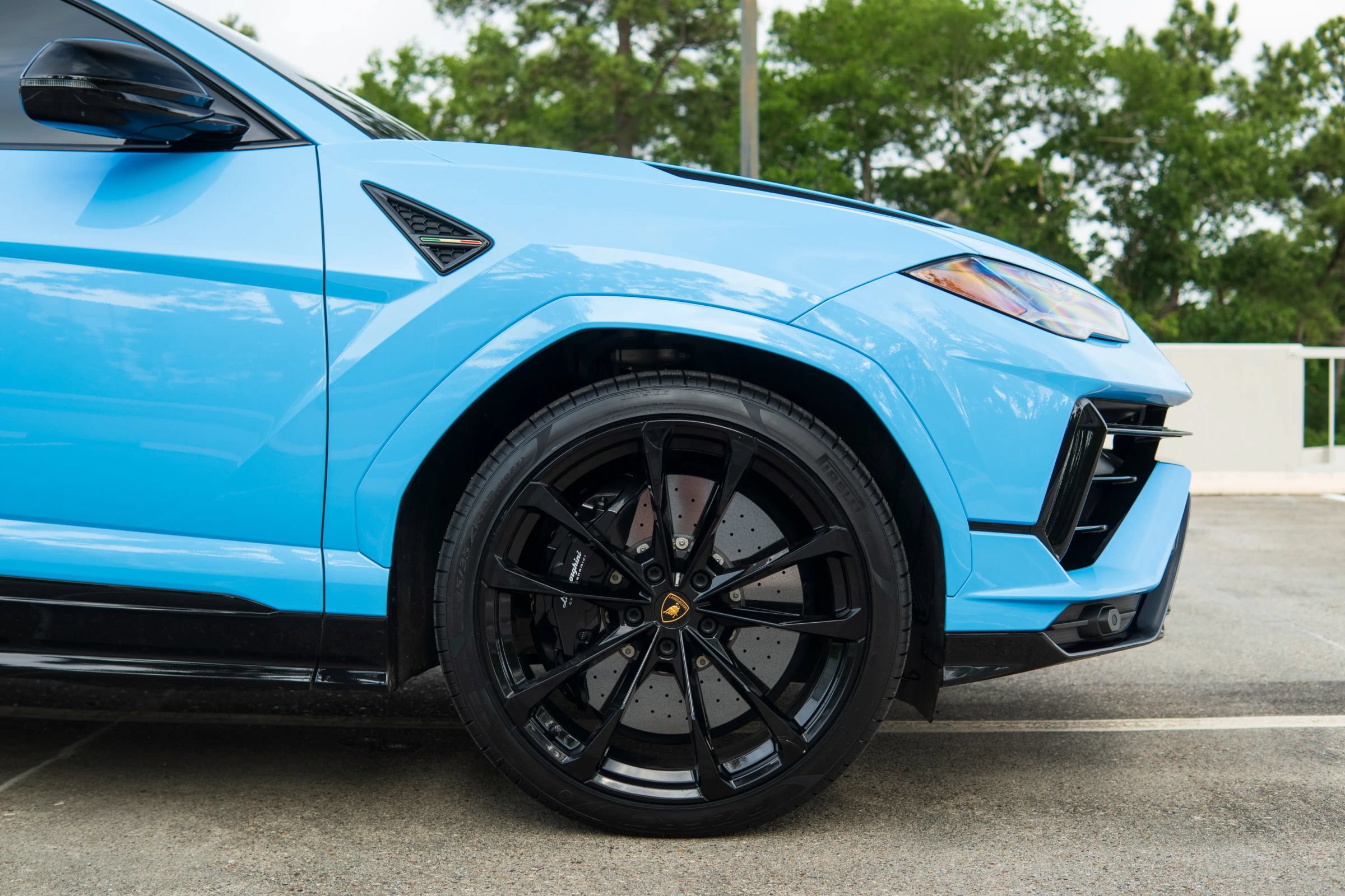Used 2024 Lamborghini Urus S AWD/4WD image 15