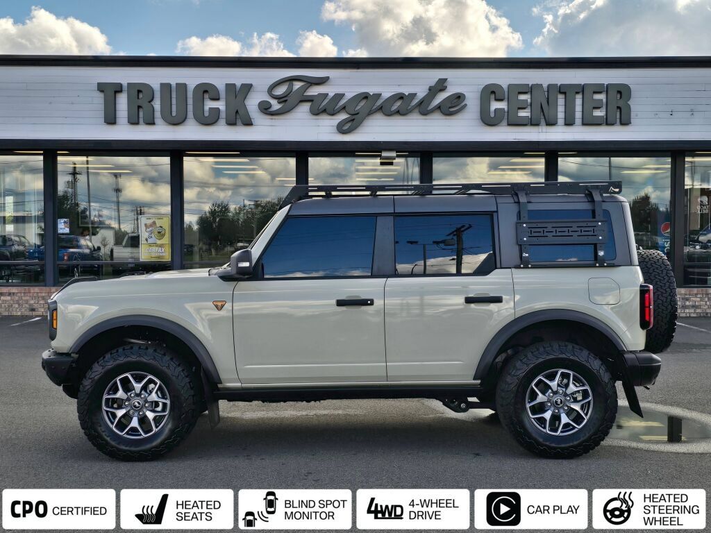 Certified 2025 Ford Bronco Badlands AWD/4WD image 1