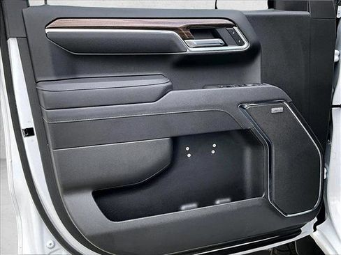 Certified 2025 Chevrolet Silverado 1500 LT Trail Boss w/ Convenience Package II image 18