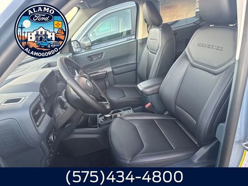 New 2026 Ford Maverick Lariat w/ Black Appearance Package image 5