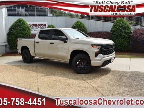 New 2026 Chevrolet Silverado 1500 Custom AWD/4WD image 1