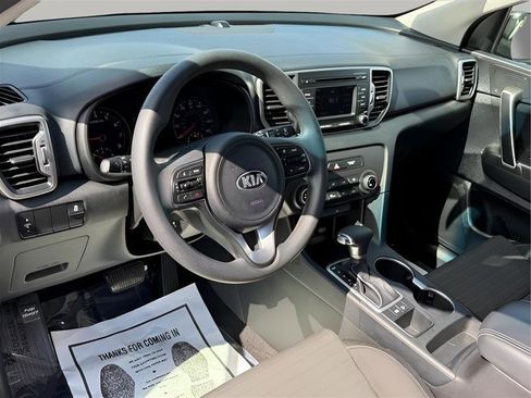 Used 2017 Kia Sportage LX w/ LX Popular Package image 20
