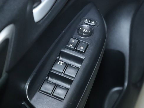 Used 2020 Honda Fit LX image 16