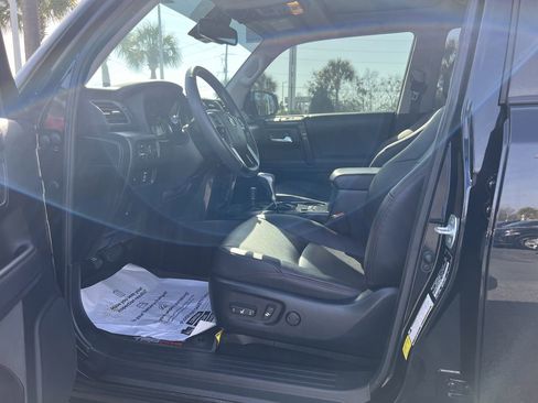 Used 2020 Toyota 4Runner TRD Off-Road Premium w/ Moonroof Package image 16