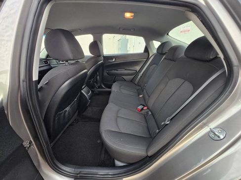 Used 2018 Kia Optima LX FWD image 25