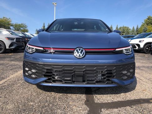 New 2025 Volkswagen GTI SE image 2