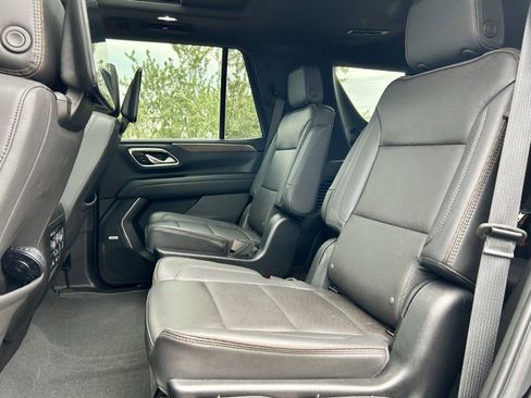 Used 2023 Chevrolet Tahoe High Country w/ Advanced Technology Package image 12