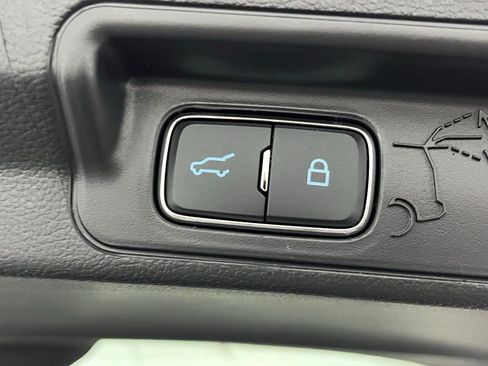 New 2026 Ford Explorer Active w/ Active Comfort Package image 11