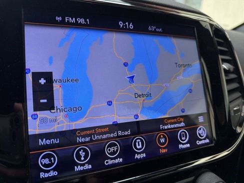 Used 2019 Jeep Grand Cherokee Altitude AWD/4WD image 27