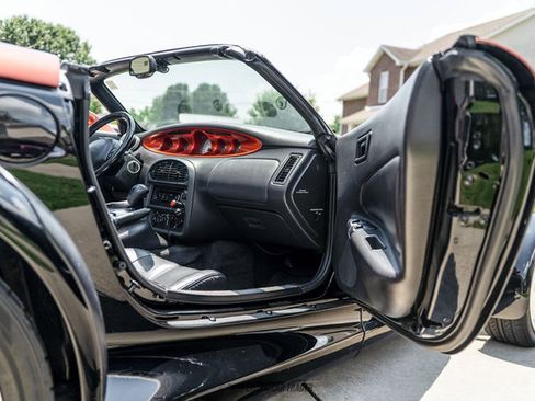 Used 2000 Plymouth Prowler RWD image 40