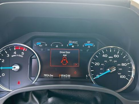 Certified 2022 Ford F250 Lariat w/ Lariat Ultimate Package image 18