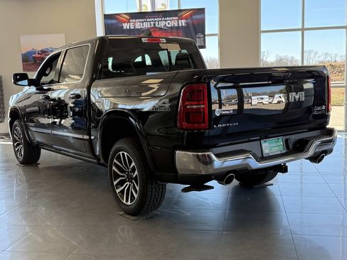 Used 2025 RAM 1500 Limited w/ Off Road Group AWD/4WD image 3