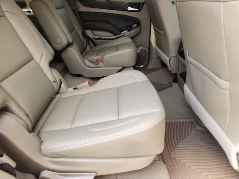 Used 2019 Chevrolet Tahoe LT w/ Texas Edition Package RWD image 26