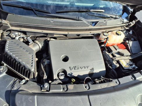 Used 2023 Chevrolet Traverse LT AWD/4WD image 36