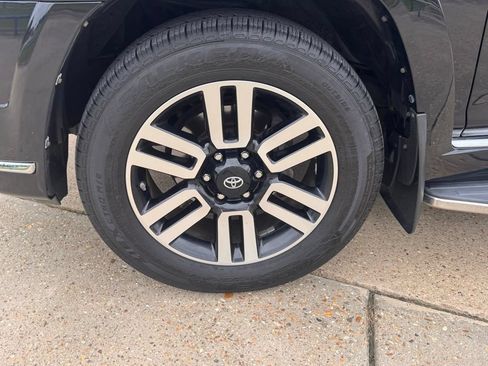 Used 2019 Toyota 4Runner Limited RWD image 11