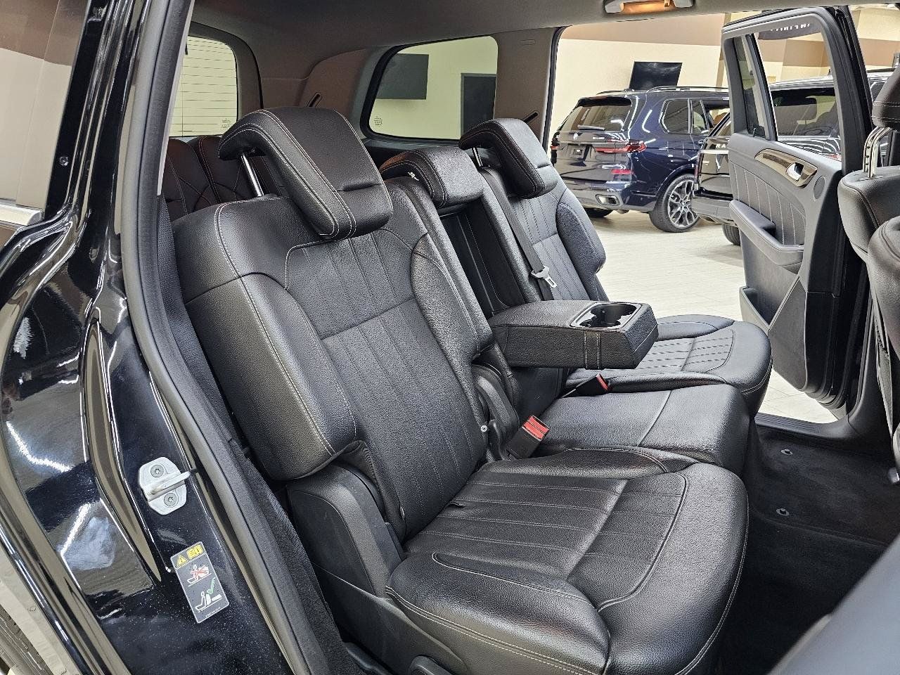 Used 2015 Mercedes-Benz GL 450 4MATIC image 24