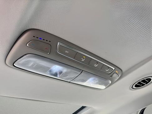 Used 2020 Kia Telluride S FWD image 51