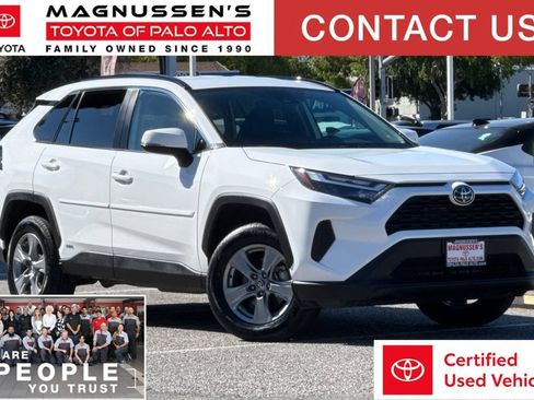 Certified 2025 Toyota RAV4 XLE AWD/4WD image 1