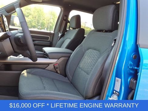 New 2026 RAM 1500 Big Horn AWD/4WD image 12