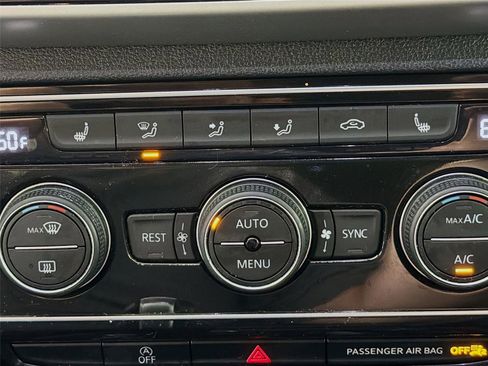 Used 2023 Volkswagen Atlas SE w/ Panoramic Sunroof Package AWD/4WD image 22