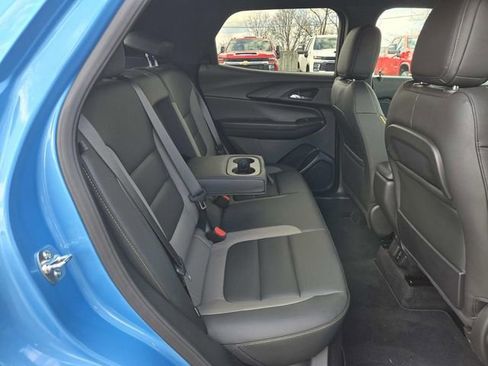 Used 2025 Chevrolet TrailBlazer ACTIV w/ Convenience Package image 11